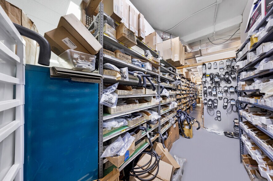 More Photos Of 887 E Okeechobee Rd, Hialeah General Retail For Sale