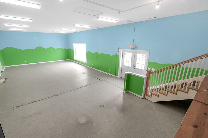 More Photos Of 1805 Columbus Rd, Granville Daycare Center For Sale