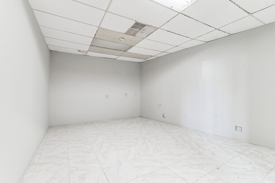 More Photos Of 715 McDuff Ave, Jacksonville Storefront Retail Residential For Sale
