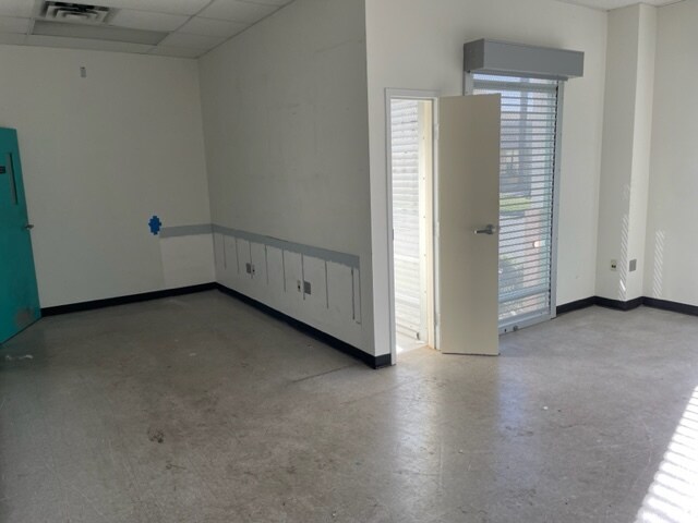 More Photos Of 2850 Johnson Dr, Ventura General Retail For Sale
