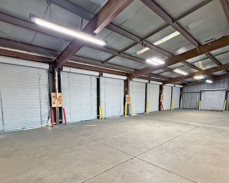 More Photos Of 2001 W Mitchell St, Salem Industrial For Sale