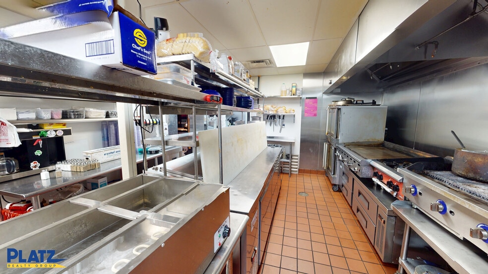 More Photos Of 439 E Market St, Warren Restaurant For Sale