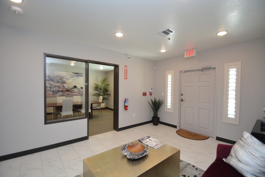 More Photos Of 6542 Greatwood Pky, Sugar Land Medical For Sale