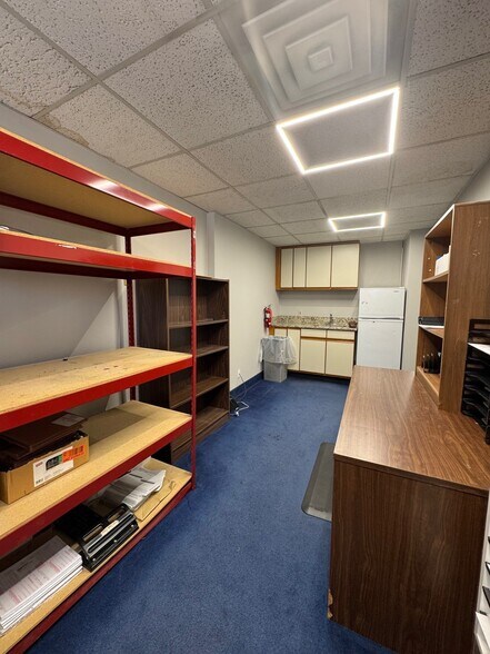 More Photos Of 5 Allegheny Ave, Towson Unknown For Lease