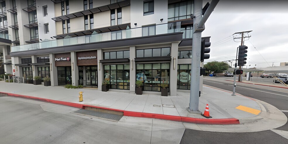 Primary Photo Of 400 N Atlantic Blvd, Monterey Park Hotel For Lease