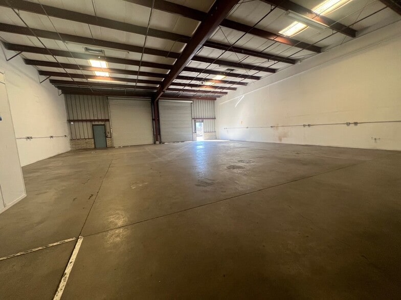 More Photos Of 401 Victor Way, Salinas Warehouse For Lease