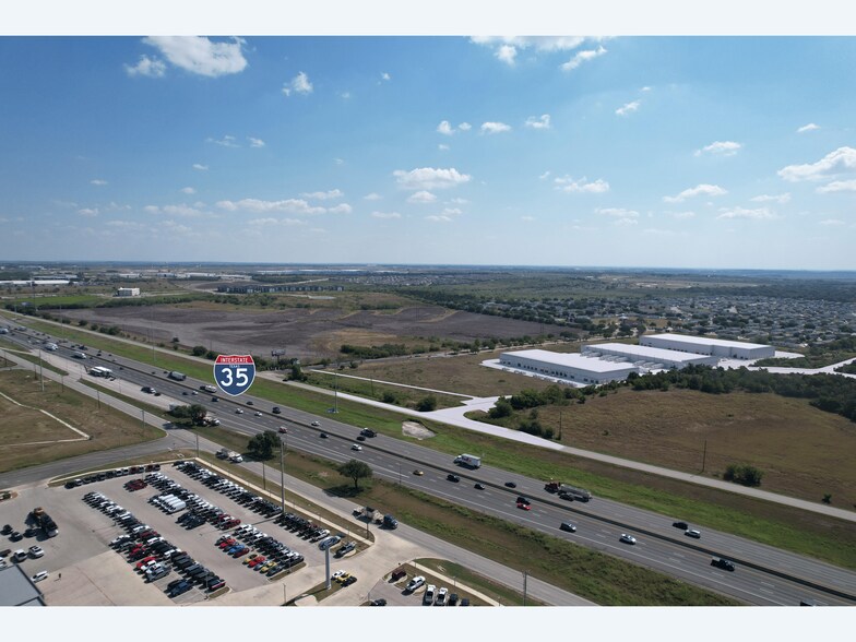 More Photos Of 2700 I-35 N. Frontage Rd, San Marcos Unknown For Lease