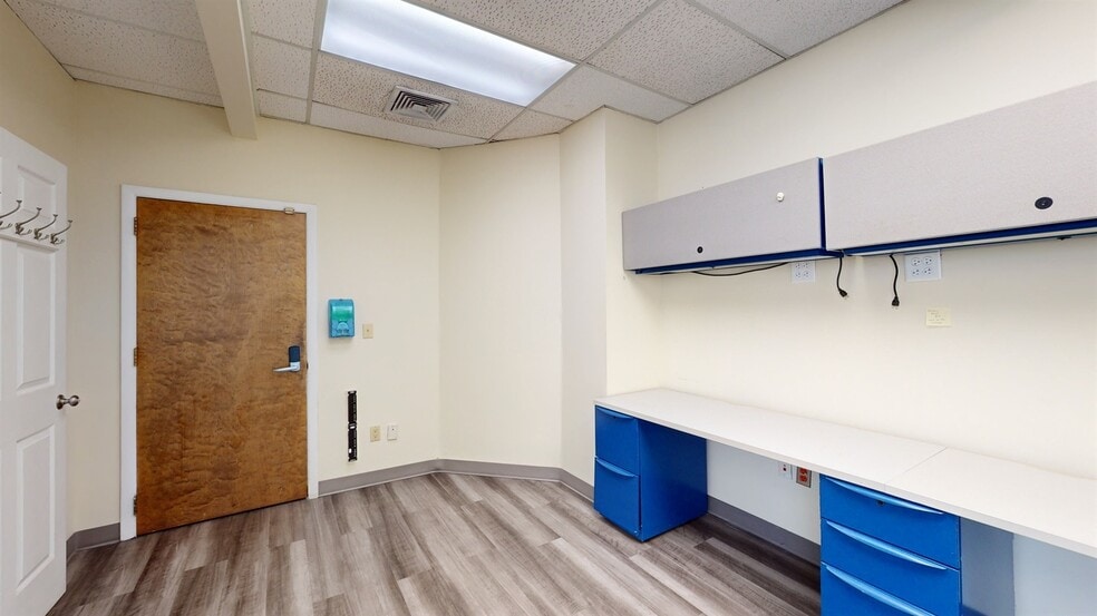 More Photos Of 15-01 Broadway, Fair Lawn Medical For Sale