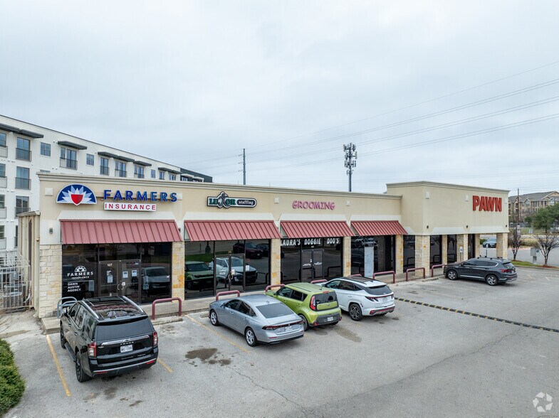 More Photos Of 615 W Slaughter Ln, Austin Freestanding For Lease