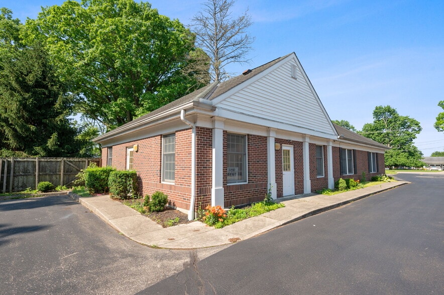 More Photos Of 4630 Pleasant Ave, Fairfield Medical For Lease