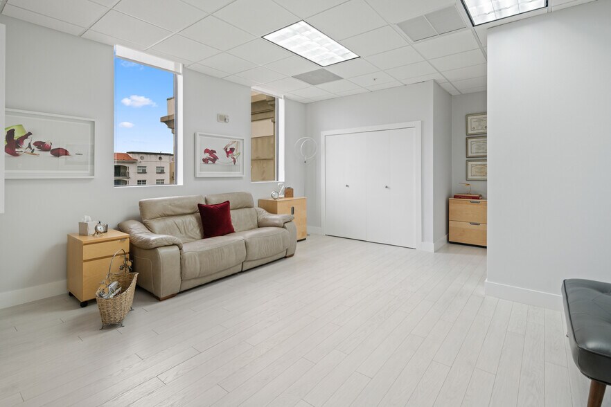 More Photos Of 1805 Ponce de Leon Blvd, Coral Gables Medical For Sale