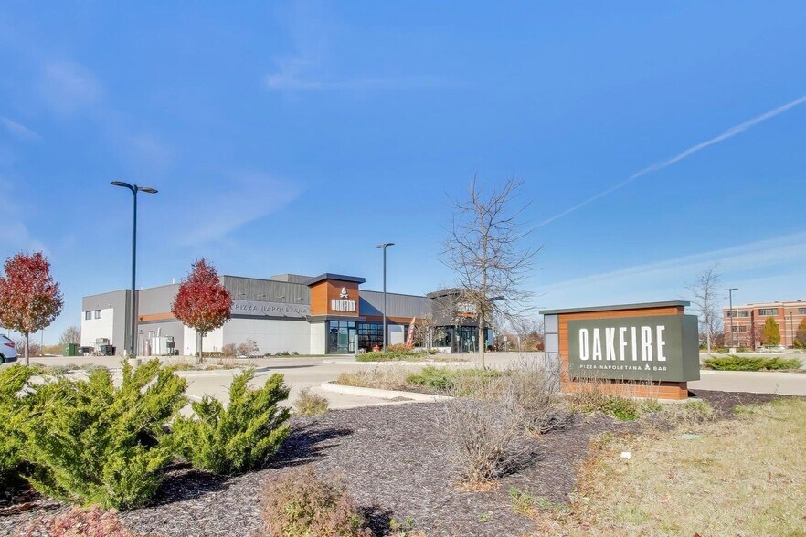 More Photos Of 3552 Market Ln, Kenosha Restaurant For Sale