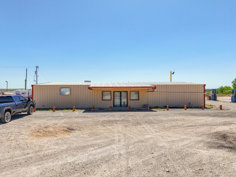 More Photos Of 8794 HWY 83, Briscoe General Retail For Sale