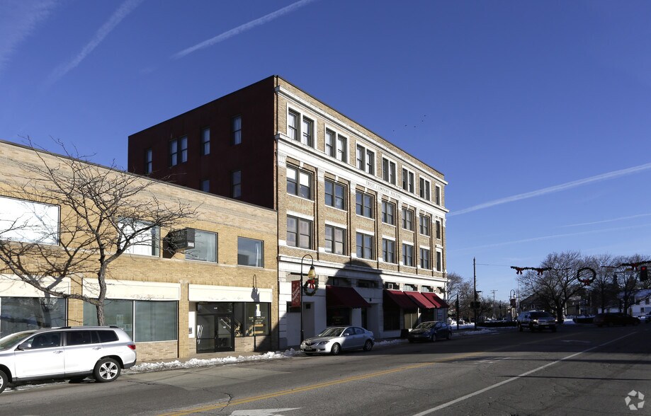 More Photos Of 4 Washington St, Sanford Office For Sale
