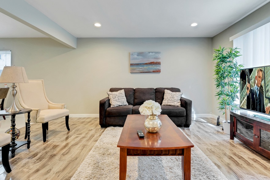 More Photos Of 11525 Haro Ave, Downey Multifamily For Sale