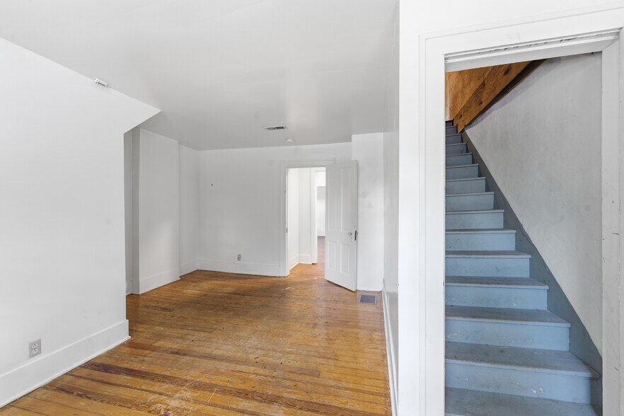 More Photos Of 4170-4174 Broadway, Grove City Multifamily For Sale
