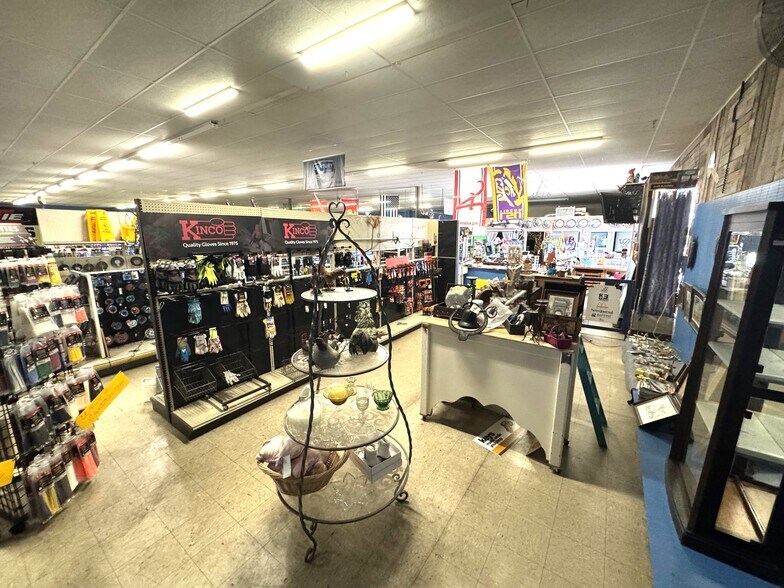 More Photos Of , Pensacola Unknown For Sale