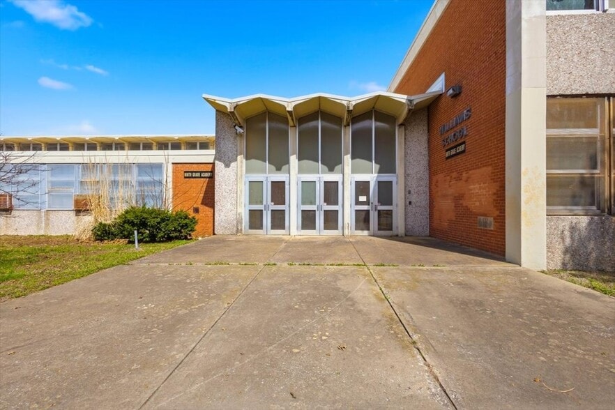 More Photos Of 3923-3955 Saint Ferdinand Ave, Saint Louis Schools For Sale