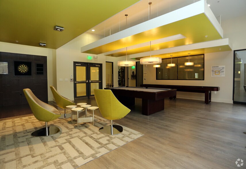 More Photos Of 101 N Wolfe St, Baltimore Apartments For Lease