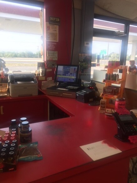 More Photos Of 4293 US Highway 310, Joliet Service Station For Sale