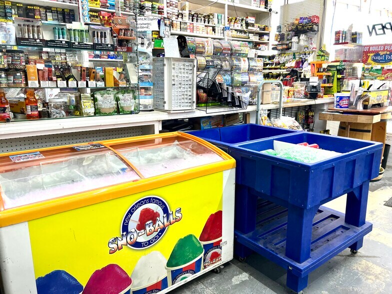 More Photos Of 25078 Highway 51, Crystal Springs Convenience Store For Sale