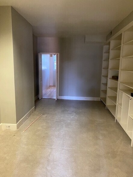 More Photos Of 623 Pennsylvania Ave SE, Washington Office For Lease