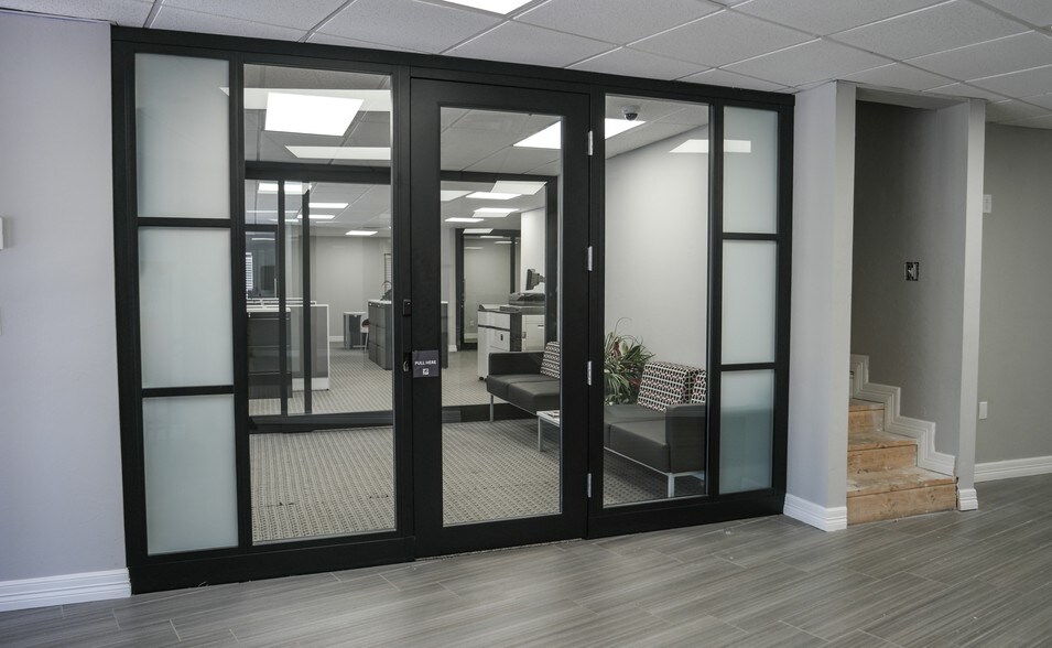 More Photos Of 6001 Nw Expressway, Oklahoma City Office For Sale