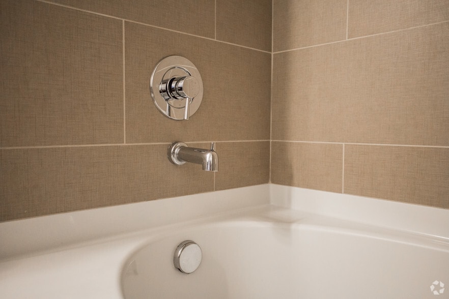 More Photos Of 8710 Cameron St, Silver Spring Apartments For Lease