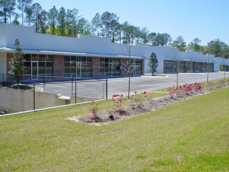Primary Photo Of 5277-5281 Tower Rd, Tallahassee Warehouse For Lease