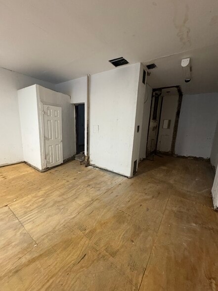 More Photos Of 192-194 Malcolm X Blvd, Brooklyn Apartments For Lease