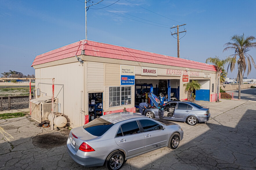 More Photos Of 1407 High St, Delano Carwash For Lease
