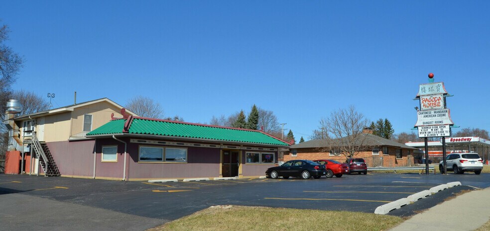 Primary Photo Of 1044 E 9th St, Lockport Restaurant For Sale