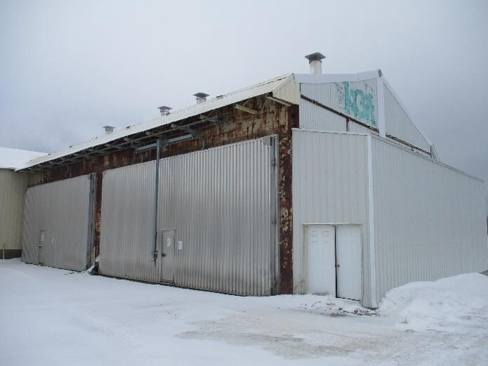 More Photos Of 28 Rue Joseph-Gagnon, Saint-Jean-Port-Joli Manufacturing For Sale