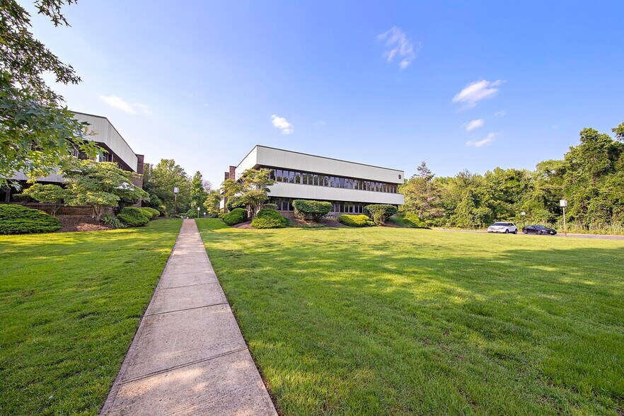 More Photos Of 257 Monmouth Rd, Oakhurst Medical For Sale