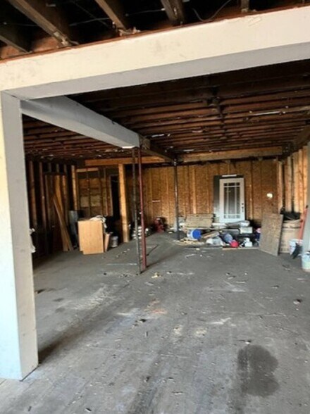 More Photos Of 754 S Main St, Elmira General Retail For Sale