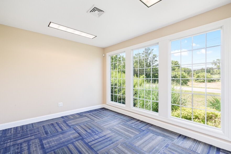 More Photos Of 5 Plains Rd, Augusta Office For Sale
