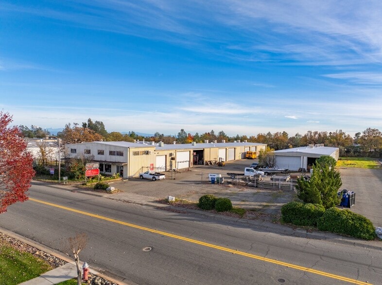 Primary Photo Of 4311 Caterpillar Rd, Redding Manufacturing For Sale