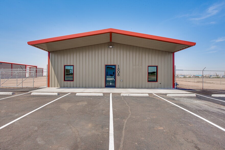 More Photos Of 1808 N FM 1788, Midland Warehouse For Lease