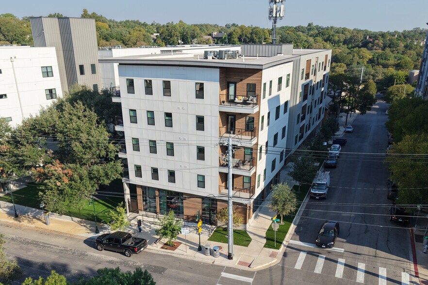 Primary Photo Of 2500 Longview St, Austin Apartments For Lease