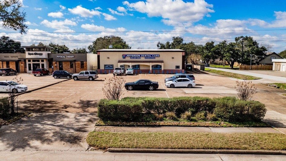 Primary Photo Of 3702 Center St, Deer Park Freestanding For Sale