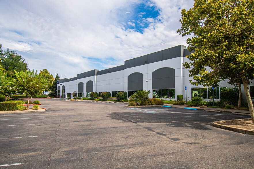 More Photos Of 7855 Southfront Rd, Livermore Light Manufacturing For Sale