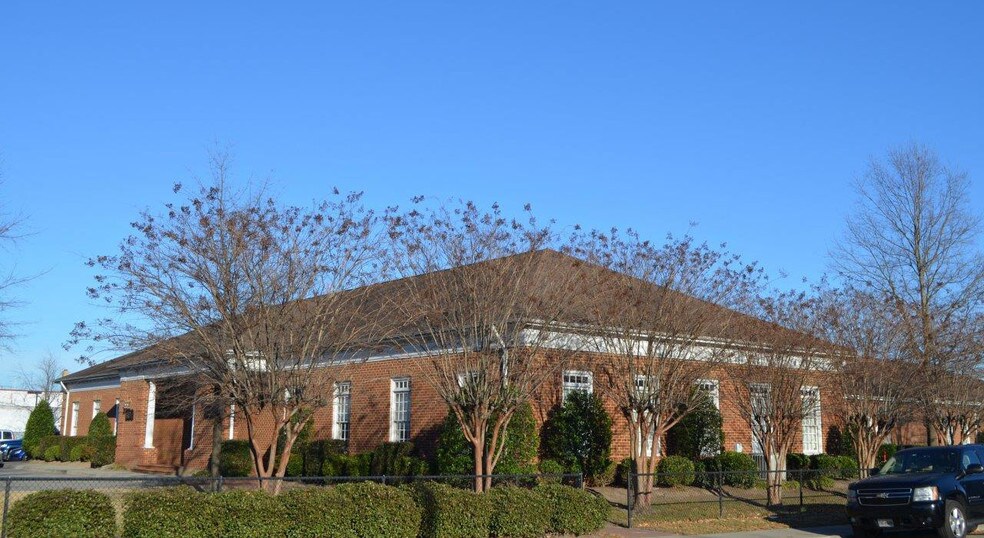 More Photos Of 850 Tidewater Dr, Norfolk Flex For Lease