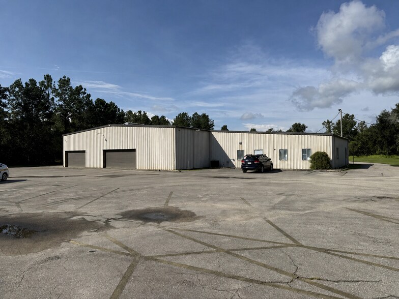 More Photos Of 3941 W Pensacola St, Tallahassee Industrial For Lease