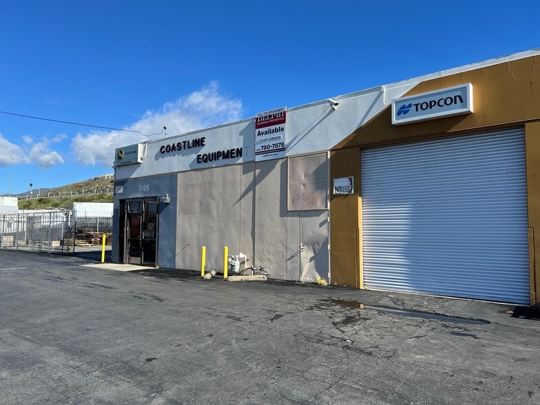 More Photos Of 12361-12435 Foothill Blvd, Sylmar Warehouse For Lease