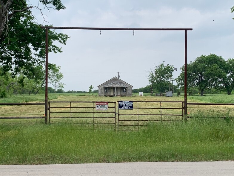 Primary Photo Of 19771 N County Line Rd, Ponder Land For Sale