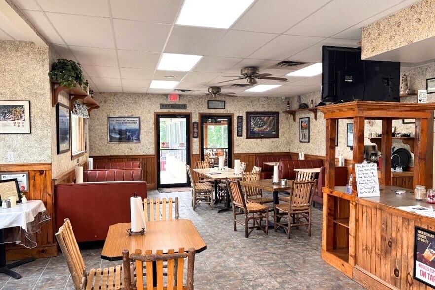More Photos Of 107 5th St, Delaware City Restaurant For Sale