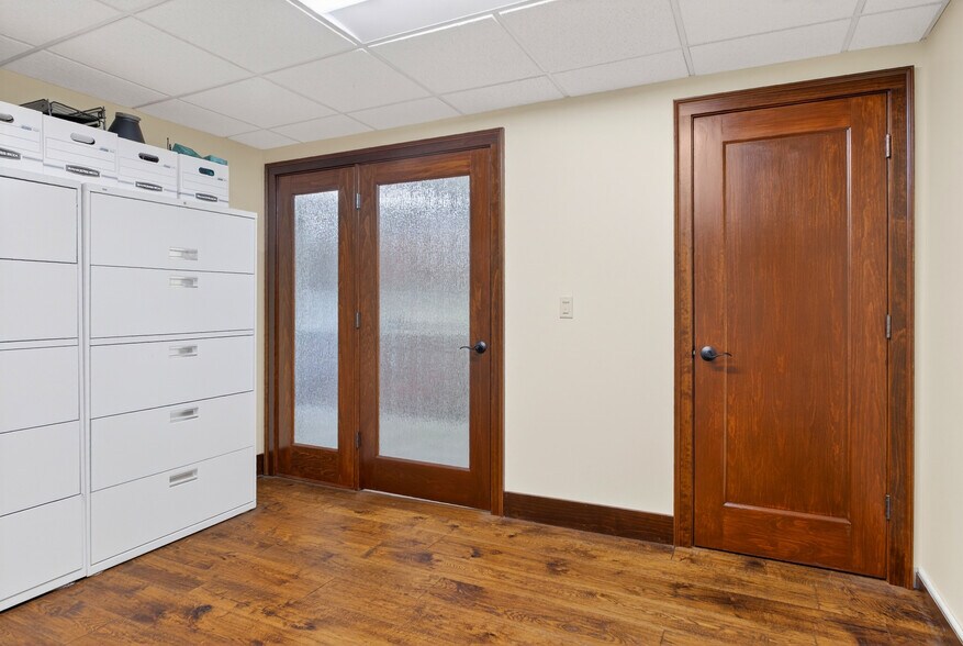 More Photos Of 750 Washington Rd, Mt Lebanon Apartments For Sale