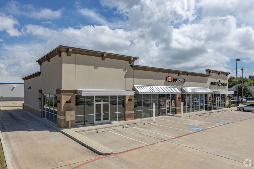 More Photos Of 5409 Crenshaw Rd, Pasadena Storefront For Sale