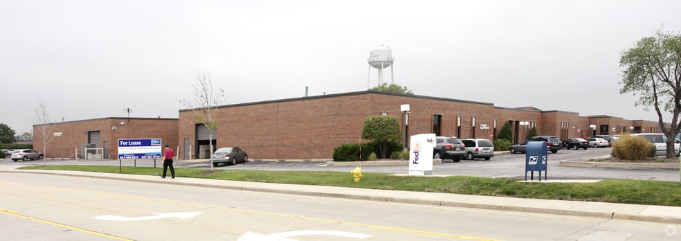 More Photos Of 5601-5631 W Howard St, Niles Unknown For Lease