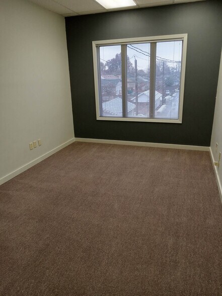More Photos Of 1400 Summitview Ave, Yakima Office For Lease